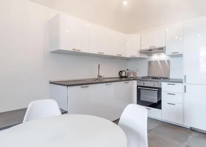 Casa Accademia: Unica E